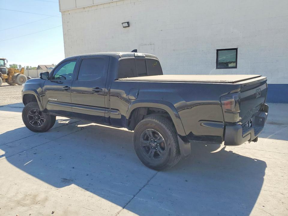 61573296 :رقم المزاد ، 5TFDZ5BN6GX003337 vin ، 2016 Toyota Tacoma مزاد بيع
