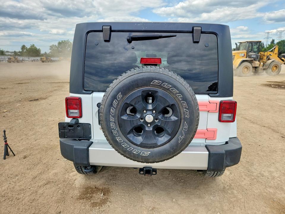 Продаж на аукціоні авто 2015 Jeep Wrangler Unlimited, vin: 1C4BJWEG8FL624330, номер лоту: 62328006