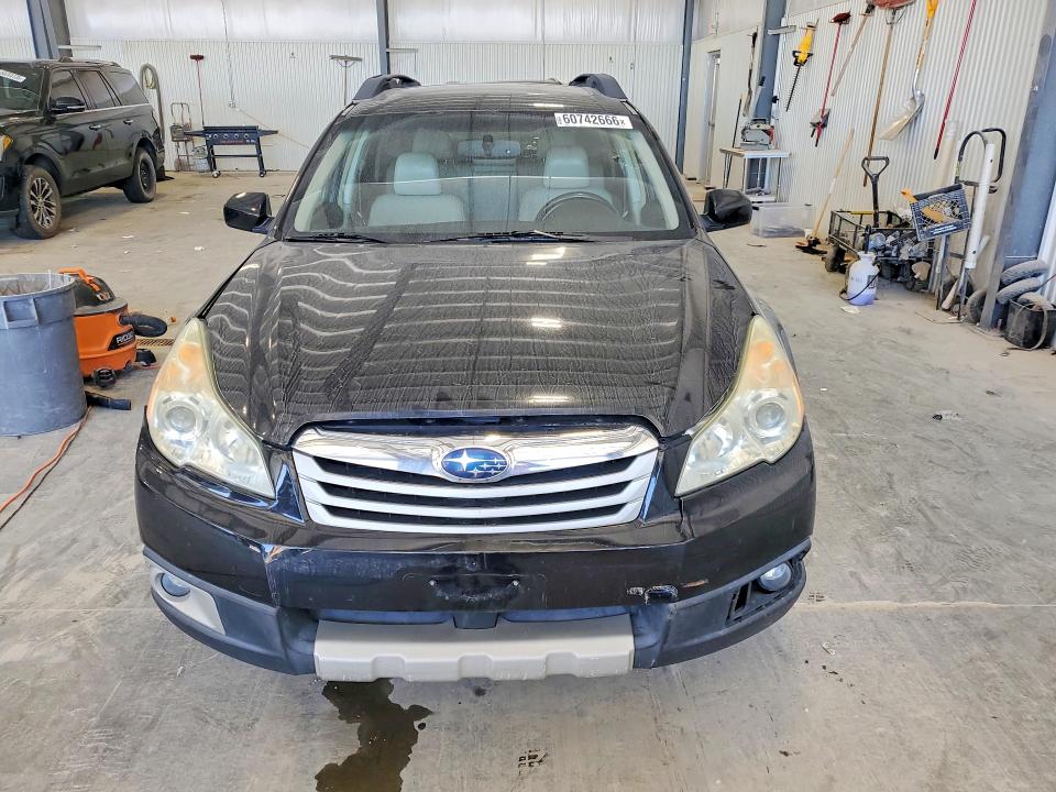 Продажа на аукционе авто 2011 Subaru Outback, vin: 4S4BRBKC3B3380904, номер лота: 60742666