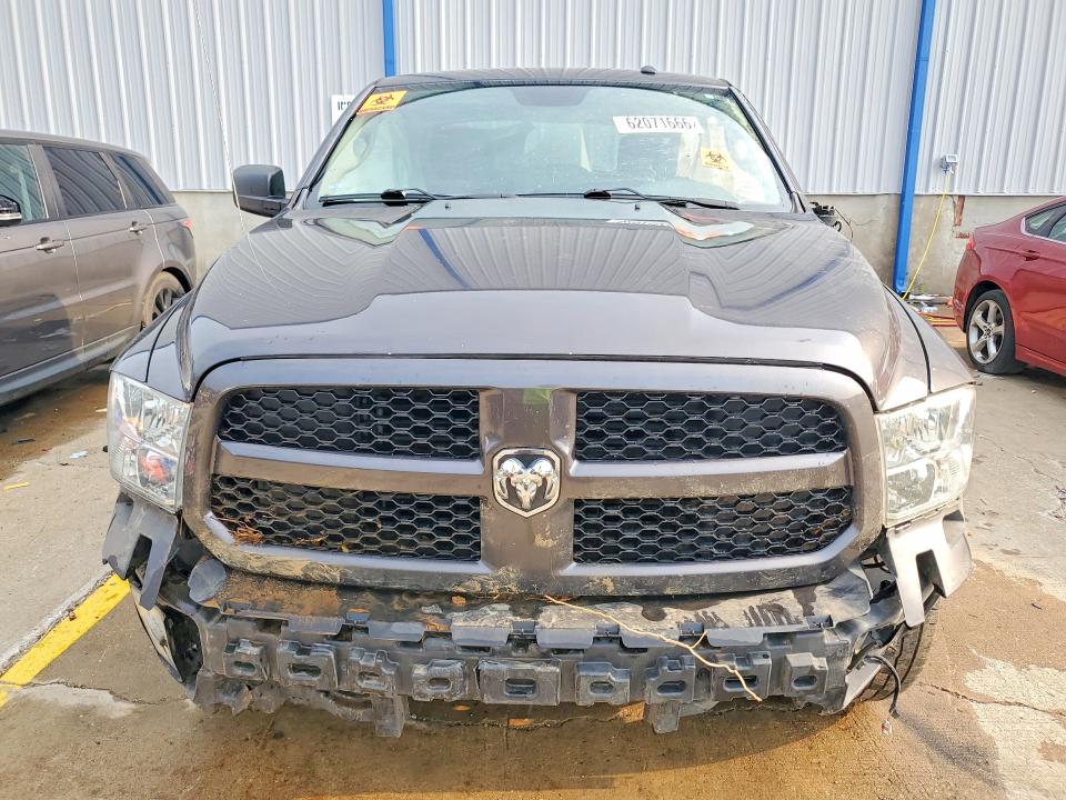62071666 :رقم المزاد ، 3C6RR7KTXGG371404 vin ، 2016 Ram 1500 مزاد بيع