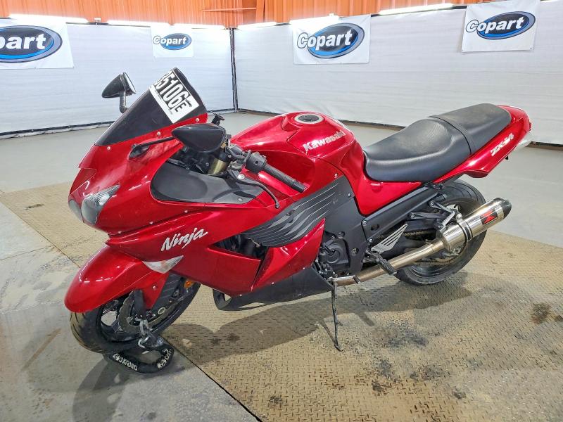 63135106 :رقم المزاد ، JKBZXNC13AA021043 vin ، 2010 Kawasaki Zx1400 مزاد بيع