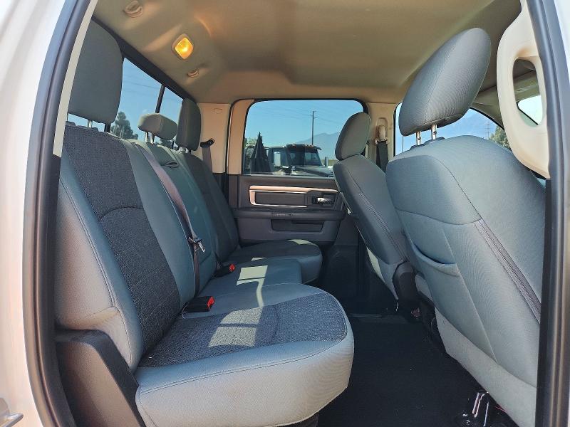 Продажа на аукционе авто 2019 Ram 1500 Classic, vin: 1C6RR6LT1KS592478, номер лота: 61575526
