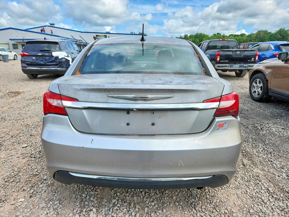 Продажа на аукционе авто 2013 Chrysler 200, vin: 1C3CCBAB1DN670086, номер лота: 60228496