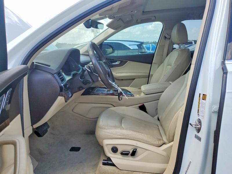 Продажа на аукционе авто 2017 Audi Q7, vin: WA1LAAF79HD027362, номер лота: 63012446