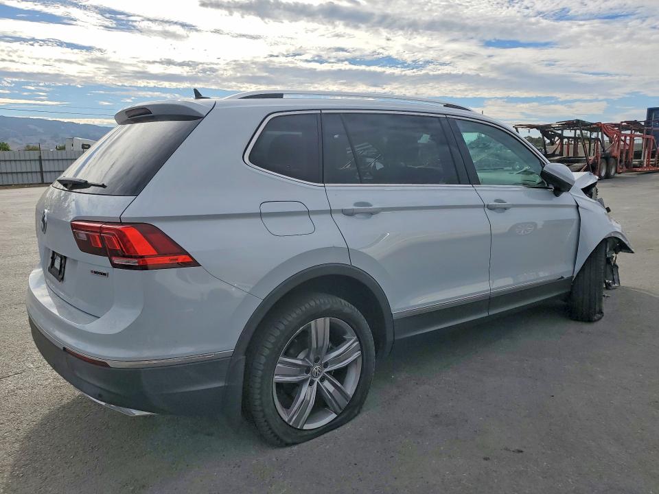 2019 Volkswagen Tiguan მანქანა იყიდება აუქციონზე, vin: 3VV4B7AX2KM038802, აუქციონის ნომერი: 61426966