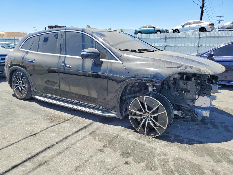 60268976 :رقم المزاد ، 4JGDM2DBXPA009494 vin ، 2023 Mercedes-benz Eqs Suv مزاد بيع