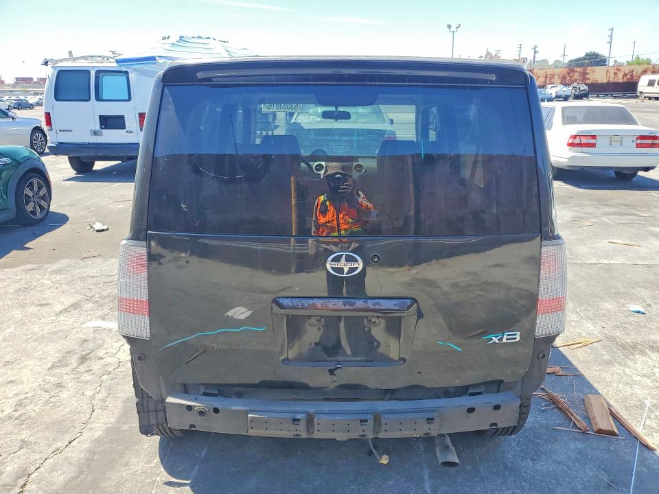 2004 Scion Xb მანქანა იყიდება აუქციონზე, vin: JTLKT334640134828, აუქციონის ნომერი: 63003916