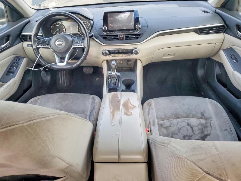 61757006 :رقم المزاد ، 1N4BL4BV8LC117608 vin ، 2020 Nissan Altima مزاد بيع