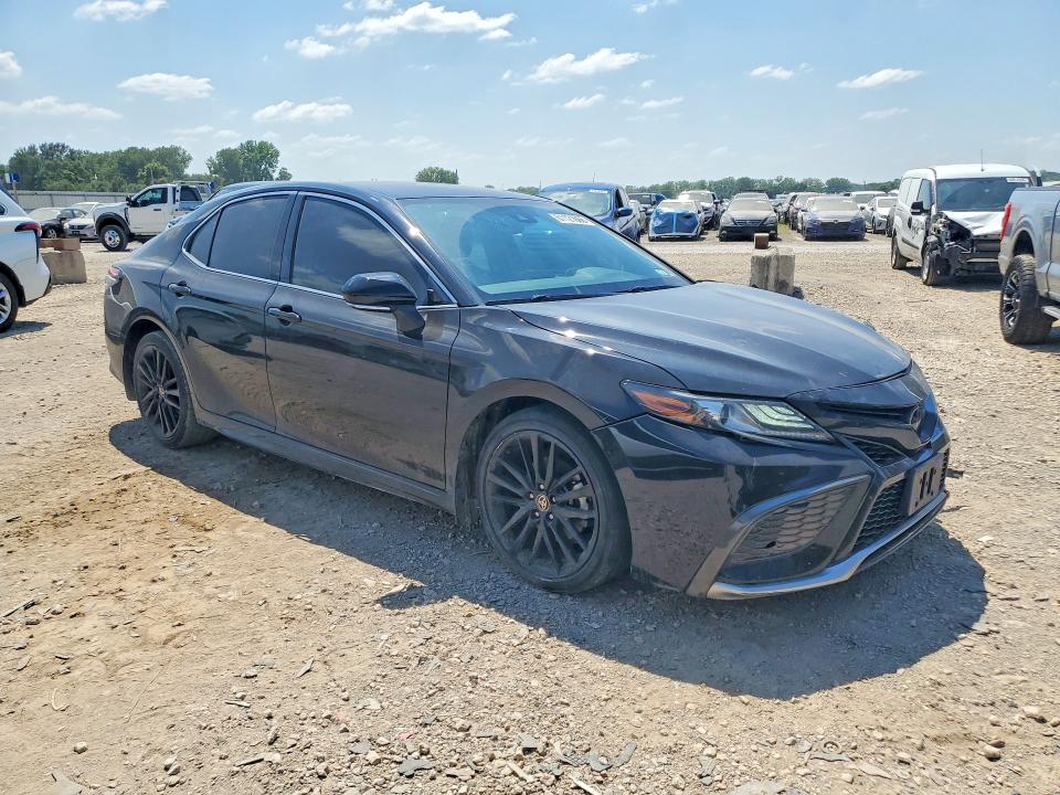 Продажа на аукционе авто 2021 Toyota Camry, vin: 4T1K61AK0MU447788, номер лота: 61121666