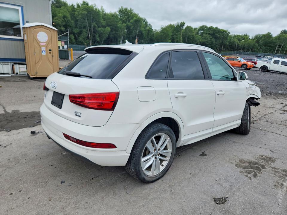 62983316 :رقم المزاد ، WA1ECCFS3JR032181 vin ، 2018 Audi Q3 مزاد بيع