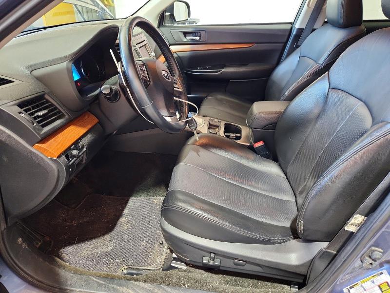 62037686 :رقم المزاد ، 4S4BRBKC7E3285623 vin ، 2014 Subaru Outback مزاد بيع