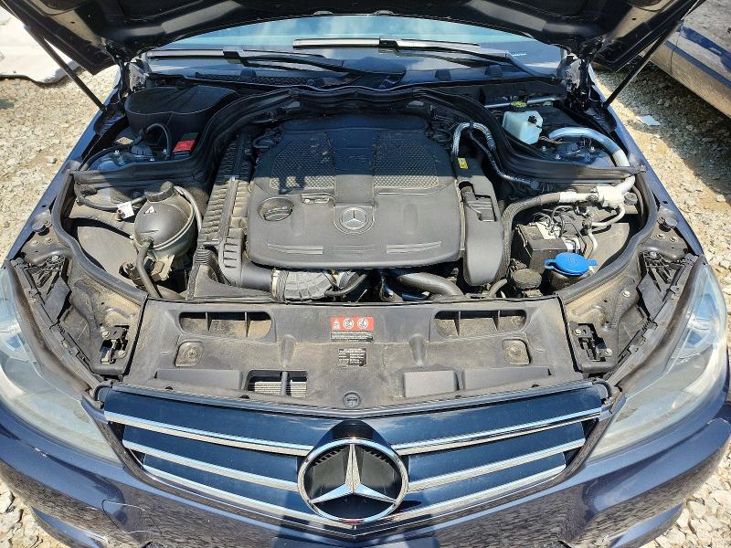 2014 Mercedes-benz C მანქანა იყიდება აუქციონზე, vin: WDDGF8AB1EA931786, აუქციონის ნომერი: 60204546