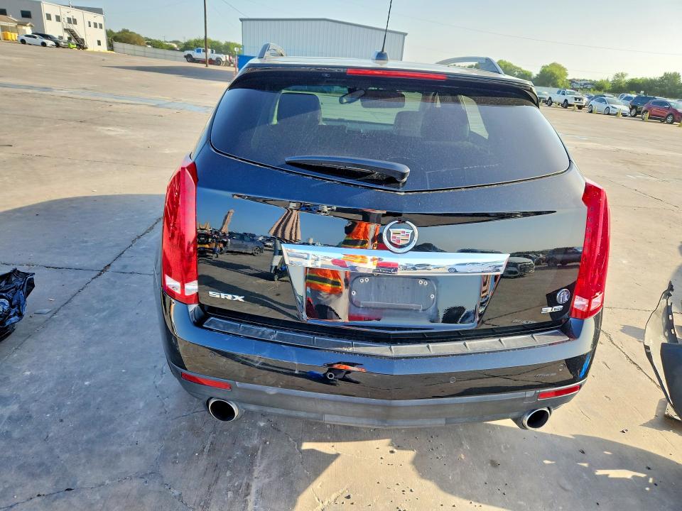 61805246 :رقم المزاد ، 3GYFNCE32GS550166 vin ، 2016 Cadillac Srx مزاد بيع