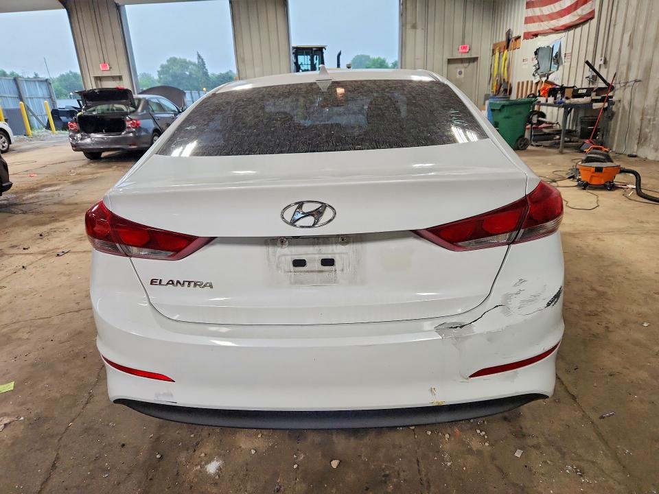 62602276 :رقم المزاد ، 5NPD84LF3HH188674 vin ، 2017 Hyundai Elantra مزاد بيع