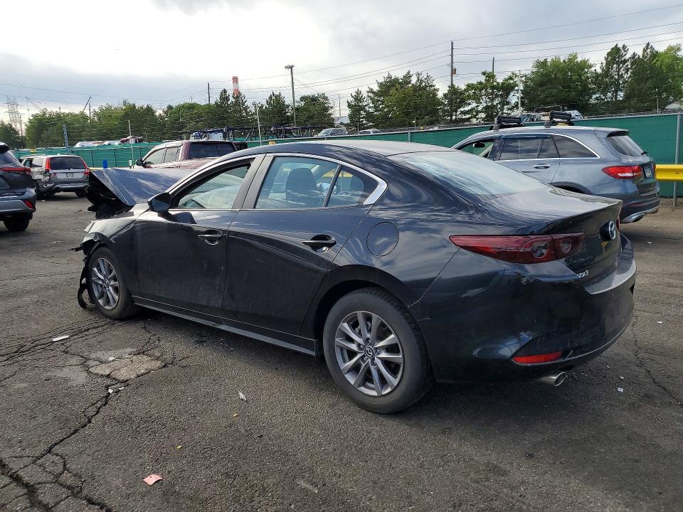 60236036 :رقم المزاد ، JM1BPAAL4M1344854 vin ، 2021 Mazda 3 مزاد بيع