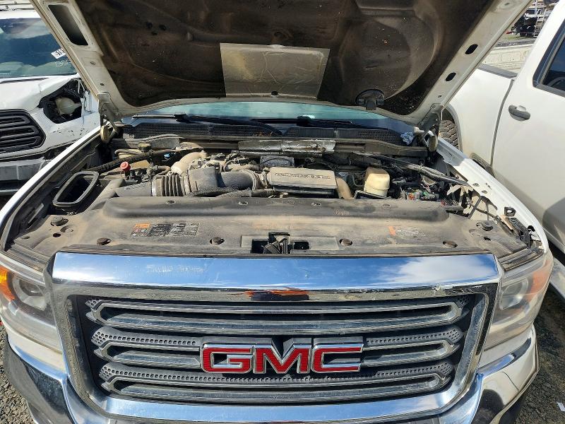 85614315 :رقم المزاد ، 1GD42VCY2JF158795 vin ، 2018 Gmc Sierra مزاد بيع