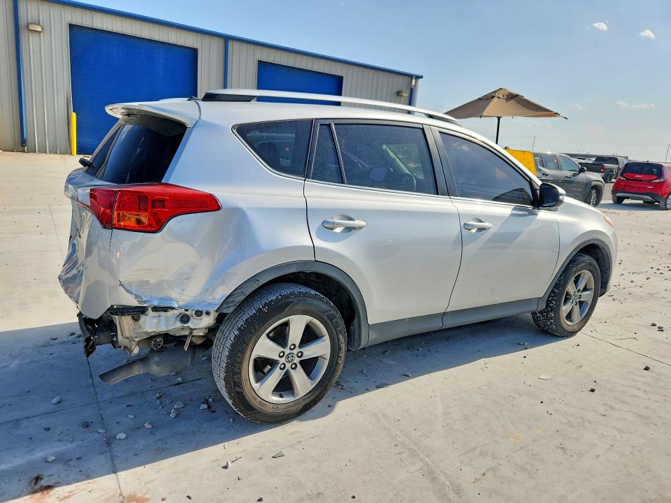 2015 Toyota Rav4 მანქანა იყიდება აუქციონზე, vin: 2T3WFREV8FW224980, აუქციონის ნომერი: 61914306