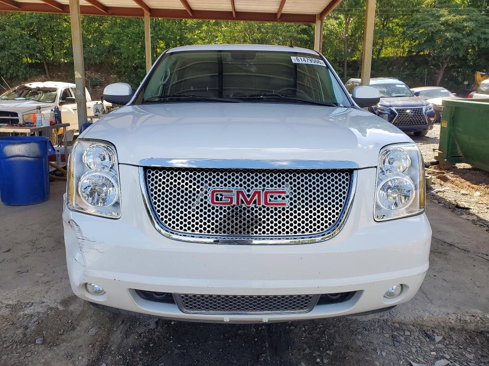 61479566 :رقم المزاد ، 1GKS2EEF0BR392879 vin ، 2011 Gmc Yukon مزاد بيع