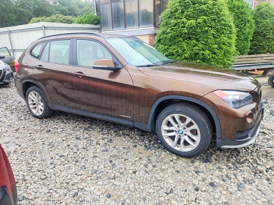 Продаж на аукціоні авто 2015 Bmw X1, vin: WBAVL1C5XFVY34621, номер лоту: 62830246