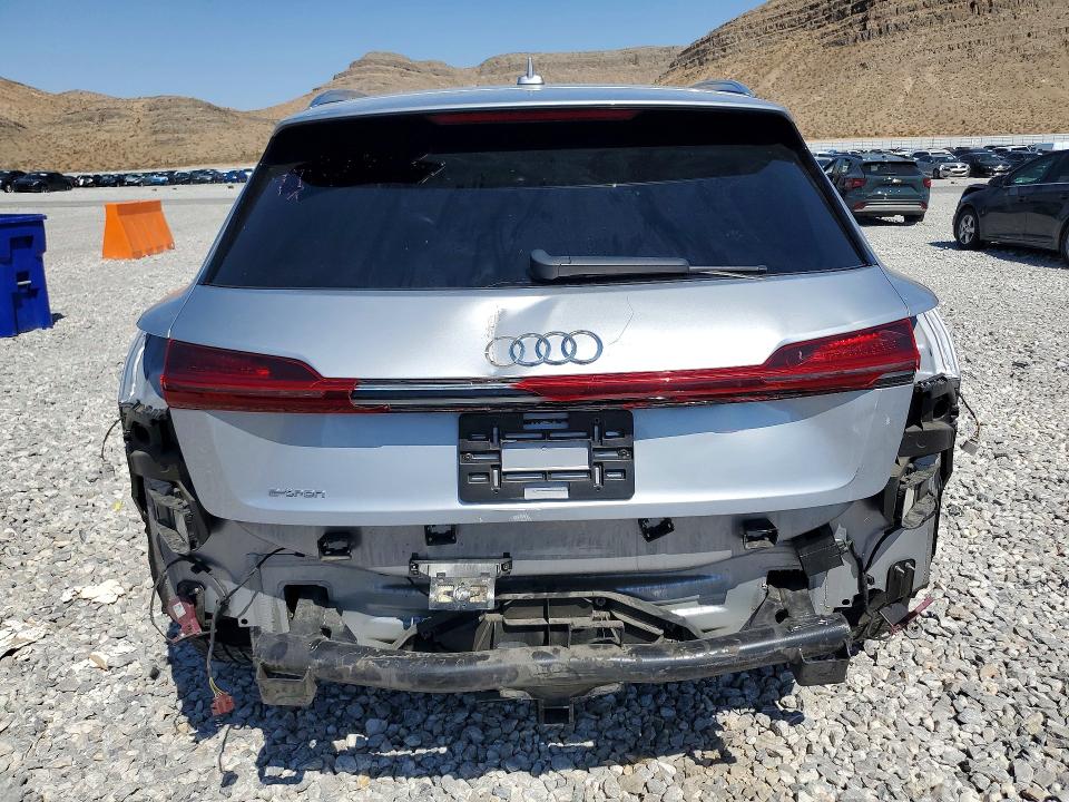 Продаж на аукціоні авто 2019 Audi E-tron, vin: WA1VAAGE4KB020182, номер лоту: 62319226