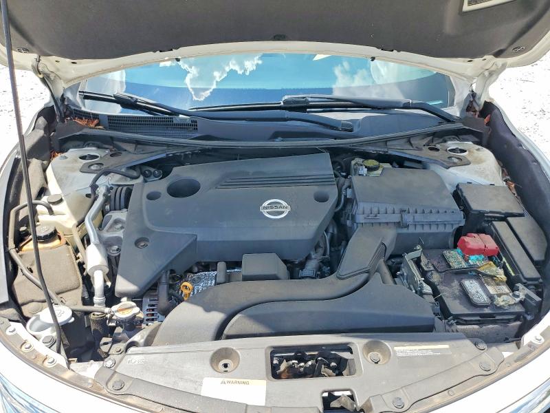 Продажа на аукционе авто 2015 Nissan Altima, vin: 1N4AL3AP9FC569810, номер лота: 61627346