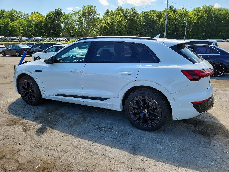 Продажа на аукционе авто 2024 Audi Q8 E-tron, vin: WA16ABGE0RB007918, номер лота: 59254996