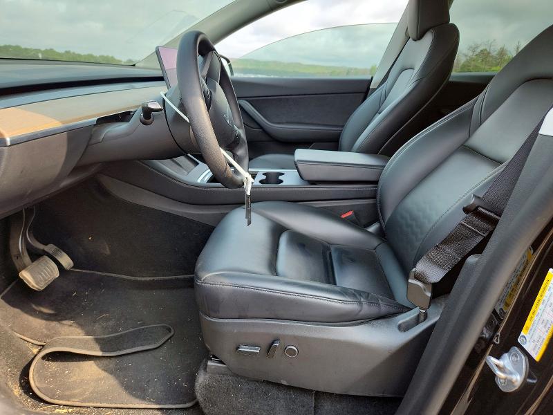 62760816 :رقم المزاد ، 7SAYGDEE4NA008279 vin ، 2022 Tesla Model Y مزاد بيع