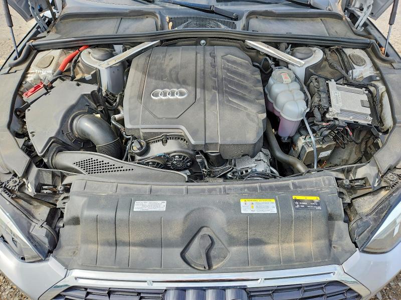 60783216 :رقم المزاد ، WAUABCF58MA063203 vin ، 2021 Audi A5 مزاد بيع