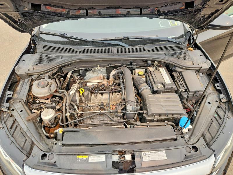 61148336 :رقم المزاد ، 3VWC57BU3KM103000 vin ، 2019 Volkswagen Jetta مزاد بيع