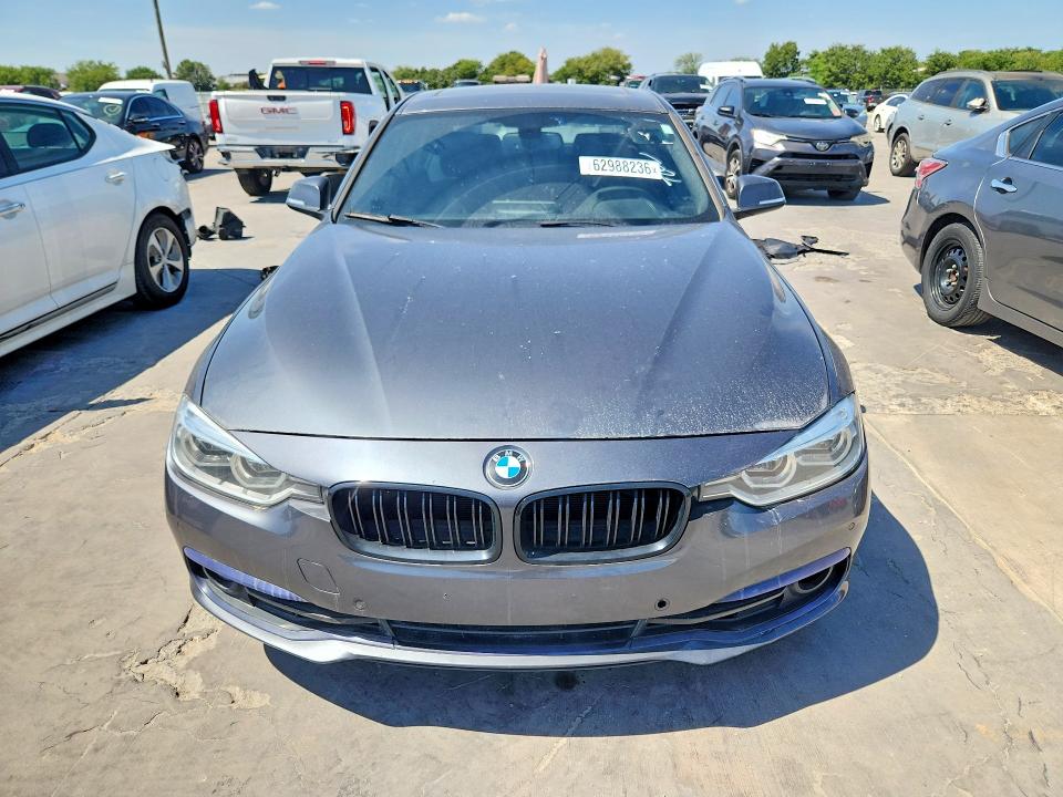 2017 Bmw 330 მანქანა იყიდება აუქციონზე, vin: WBA8D9C30HA011715, აუქციონის ნომერი: 62988236