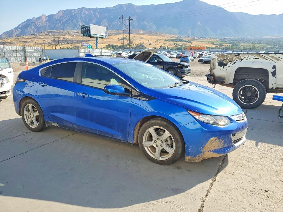 63403596 :رقم المزاد ، 1G1RA6S5XHU212899 vin ، 2017 Chevrolet Volt مزاد بيع