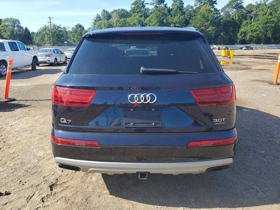 Продаж на аукціоні авто 2017 Audi Q7, vin: WA1VAAF77HD057274, номер лоту: 60272136