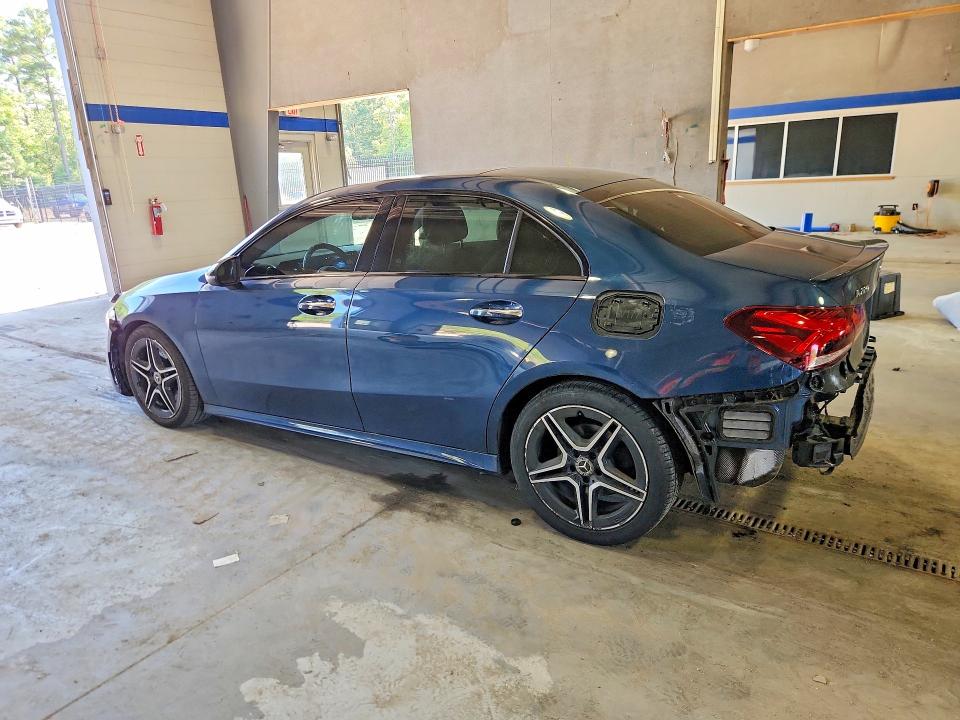2020 Mercedes-benz A მანქანა იყიდება აუქციონზე, vin: W1K3G4FB3LJ231083, აუქციონის ნომერი: 60823356