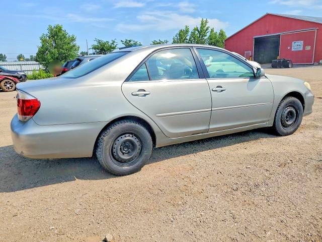 61178406 :رقم المزاد ، 4T1BE32K95U553042 vin ، 2005 Toyota Camry مزاد بيع