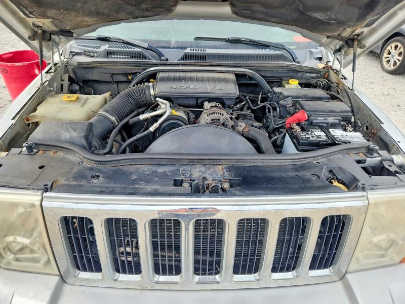 62767596 :رقم المزاد ، 1J8HG48K88C235700 vin ، 2008 Jeep Commander مزاد بيع