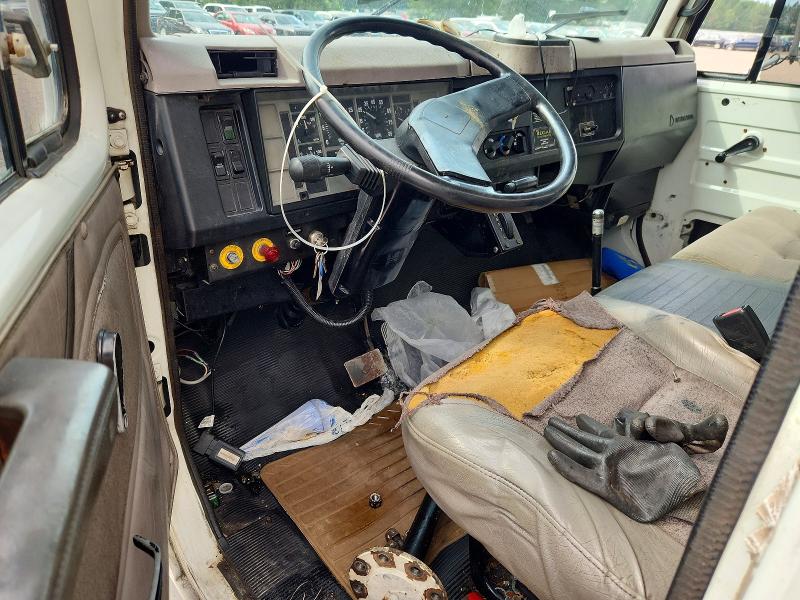 59363186 :رقم المزاد ، 1HTSCABM7YH235064 vin ، 2000 International 4700 مزاد بيع