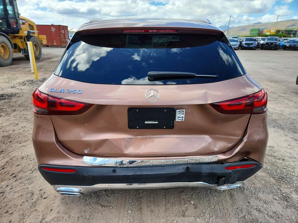 Продажа на аукционе авто 2022 Mercedes-benz Gla, vin: W1N4N4GB2NJ403764, номер лота: 61925626