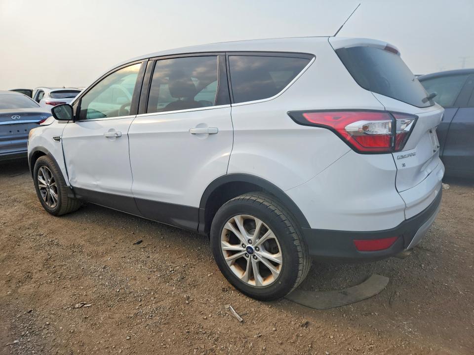 61039406 :رقم المزاد ، 1FMCU9GD8HUE10186 vin ، 2017 Ford Escape مزاد بيع