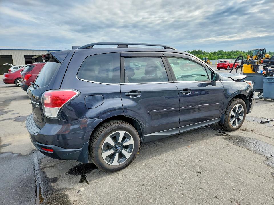 Продаж на аукціоні авто 2017 Subaru Forester, vin: JF2SJAJC6HH402091, номер лоту: 63149496