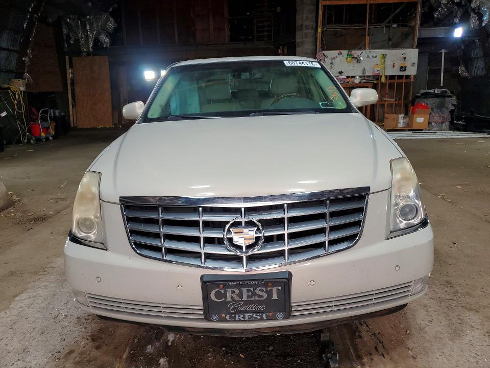 2008 Cadillac Dts მანქანა იყიდება აუქციონზე, vin: 1G6KD57Y78U165427, აუქციონის ნომერი: 60744176