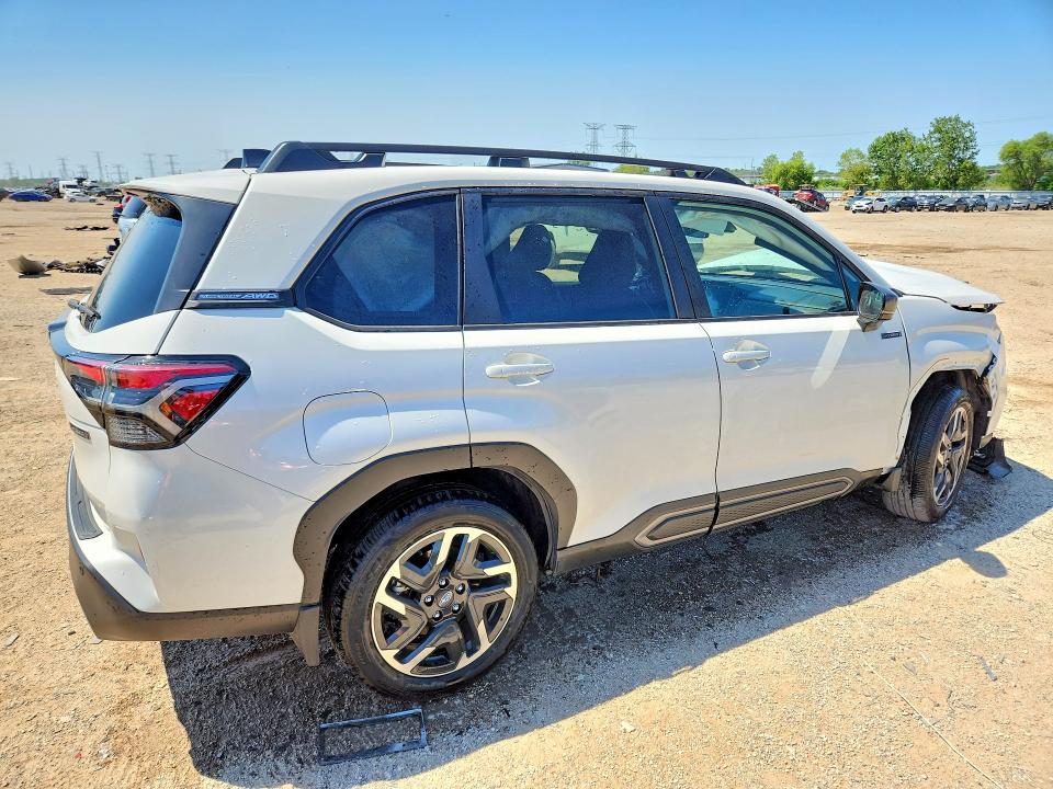 2025 Subaru Forester მანქანა იყიდება აუქციონზე, vin: JF2SLSRD4SH408413, აუქციონის ნომერი: 62972316