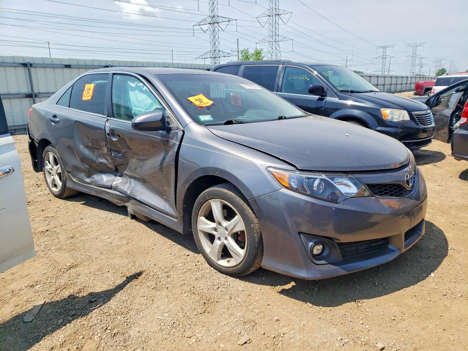 2014 Toyota Camry მანქანა იყიდება აუქციონზე, vin: 4T1BF1FK4EU320357, აუქციონის ნომერი: 61161836