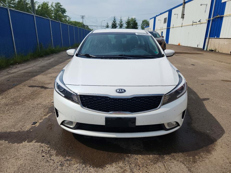 2018 Kia Forte მანქანა იყიდება აუქციონზე, vin: 3KPFL4A74JE255439, აუქციონის ნომერი: 60922506