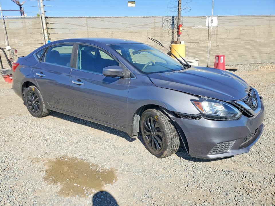 Продаж на аукціоні авто 2017 Nissan Sentra, vin: 3N1AB7AP3HL720672, номер лоту: 62229066