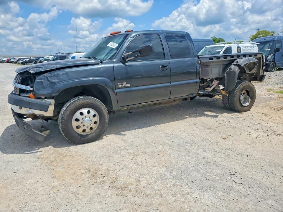 Продажа на аукционе авто 2003 Chevrolet Silverado, vin: 1GCJK39193E260478, номер лота: 61183826