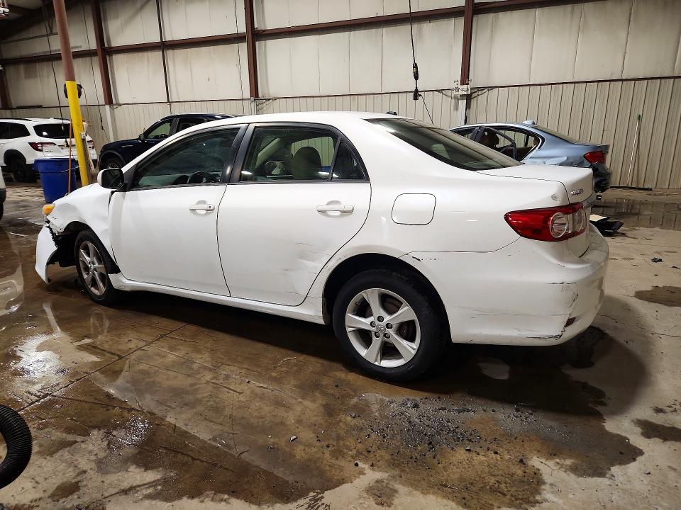 60246736 :رقم المزاد ، 2T1BU4EE8DC918924 vin ، 2013 Toyota Corolla مزاد بيع
