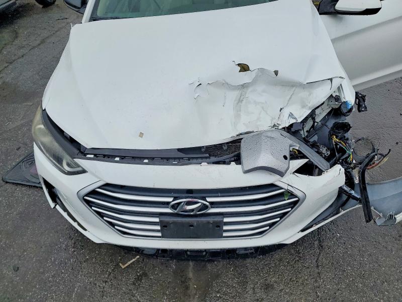 62225366 :رقم المزاد ، 5NPD74LF6HH087860 vin ، 2017 Hyundai Elantra مزاد بيع