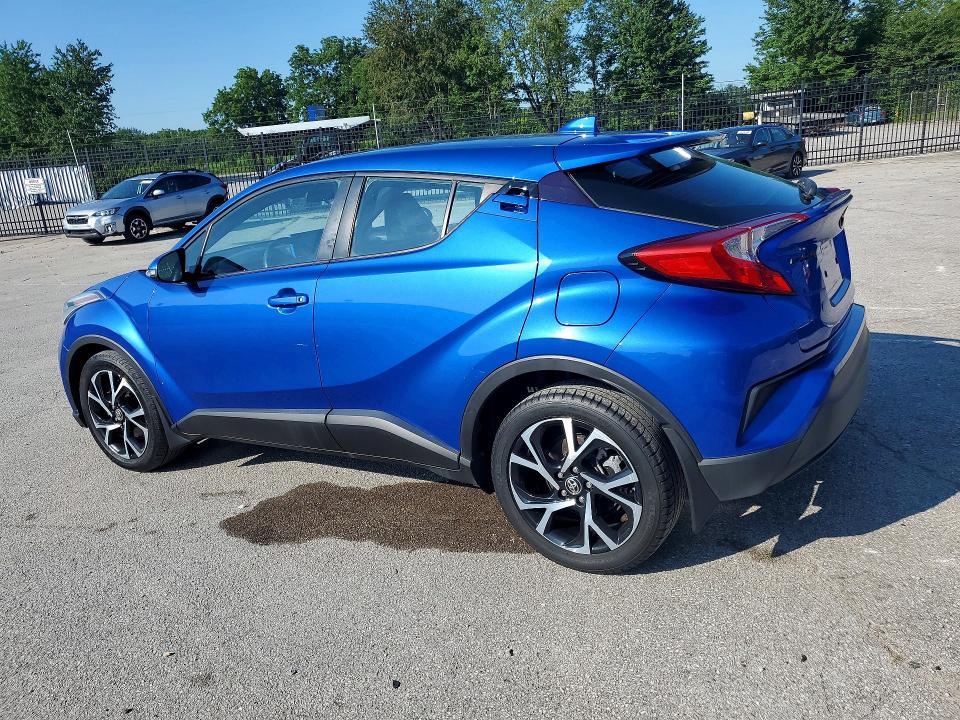 2021 Toyota C-hr მანქანა იყიდება აუქციონზე, vin: NMTKHMBX7MR126585, აუქციონის ნომერი: 61304596