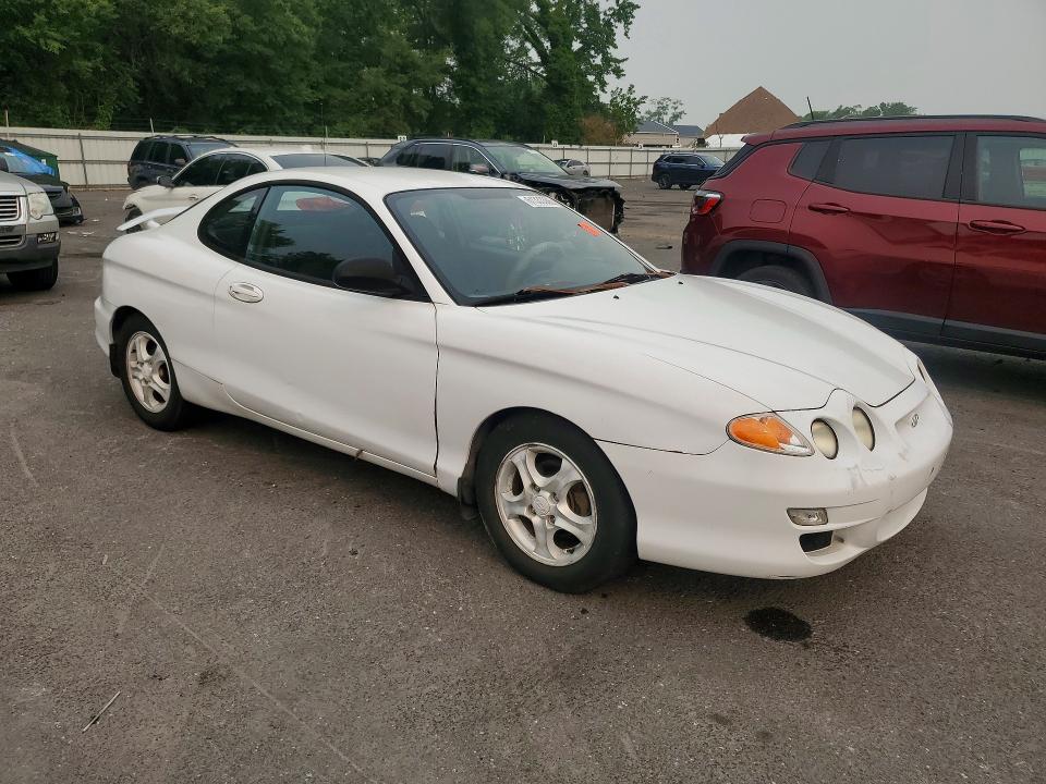 61333366 :رقم المزاد ، KMHJG25F9YU217491 vin ، 2000 Hyundai Tiburon مزاد بيع