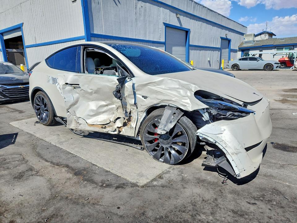 2022 Tesla Model Y მანქანა იყიდება აუქციონზე, vin: 7SAYGDEF6NF337545, აუქციონის ნომერი: 63246376